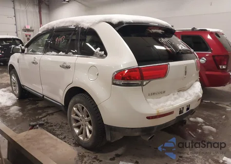 2013 Lincoln Mkx z USA, uszkodzony, nr VIN 2LMDJ8JK6DBL02250